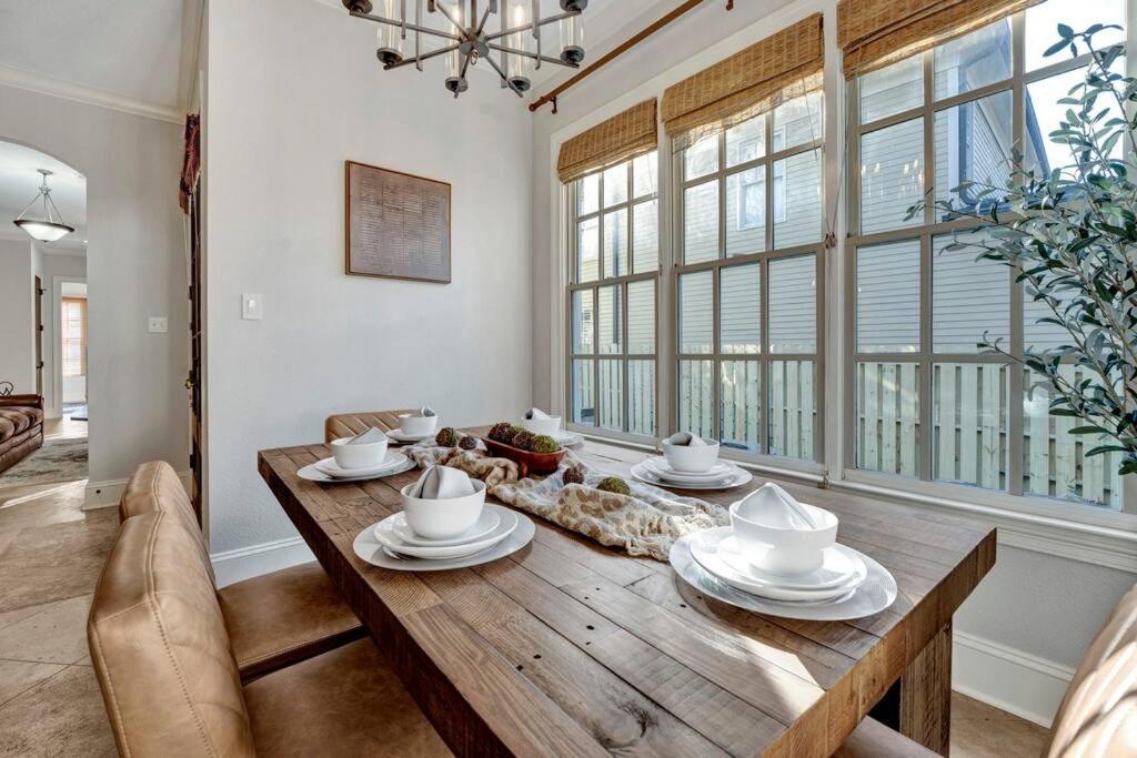 Luxury Home With Outdoor Patio And Game Room เมมฟิส ภายนอก รูปภาพ