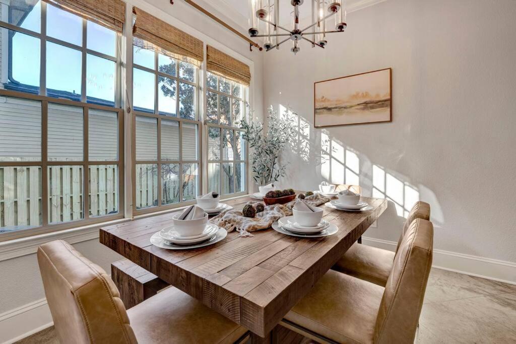 Luxury Home With Outdoor Patio And Game Room เมมฟิส ภายนอก รูปภาพ